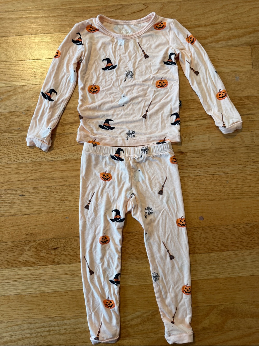 Kyte BABY Light Orange Halloween Witch & Pumpkin Pajama Set